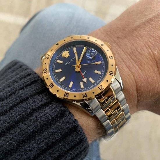 Versace Hellenium GMT Automatic Swiss Made Men's Watch Sapphire 42mm V1106 0017