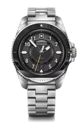 Victorinox Journey 1884 horloge heren 43mm met zwarte wijzerplaat, automatische uurwerk en roestvrijstalen band, waterdicht tot 20 ATM.