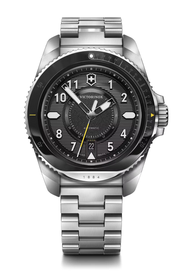 Victorinox Journey 1884 horloge heren 43mm met zwarte wijzerplaat, automatische uurwerk en roestvrijstalen band, waterdicht tot 20 ATM.