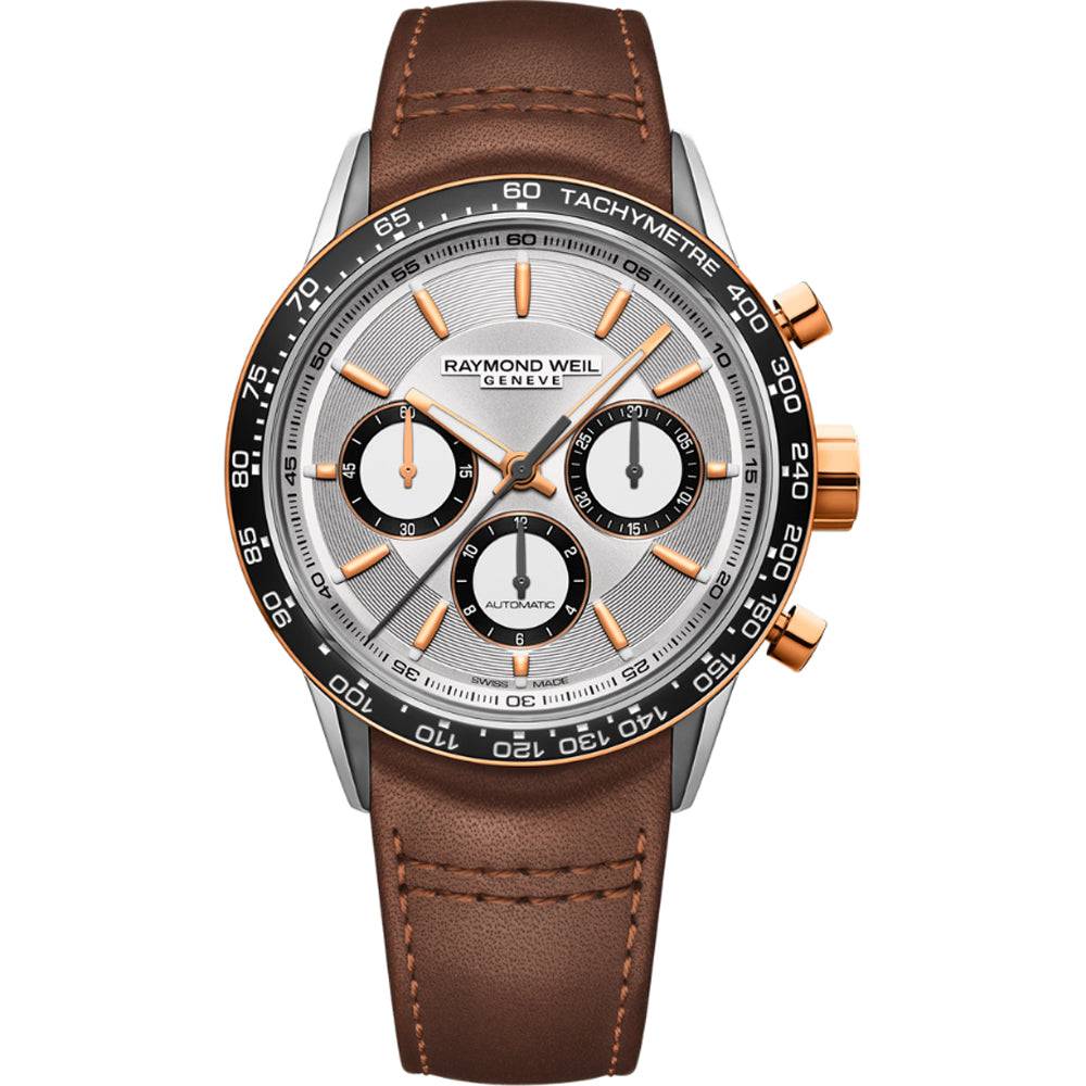 Raymond Weil Freelancer Herenhorloge 43,5 mm met chronograaf, zilveren wijzerplaat, roségouden accenten en bruine lederen band.